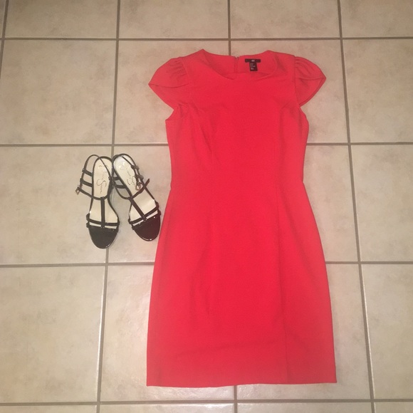 H&M Red dress - Picture 1 of 4